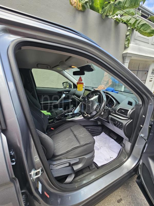 Mitsubishi ECLIPE 2018 - Used SUV sale in Sri Lanka - patpat.lk