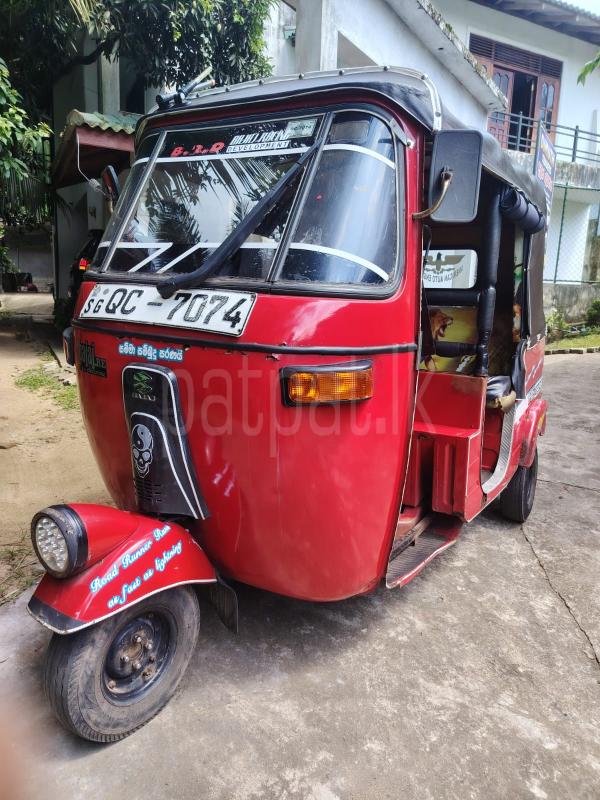 Bajaj Three Wheel 2005 - பயன்படுத்தப்பட்டது முச்சக்கர வண்டி sale in Sri Lanka - patpat.lk
