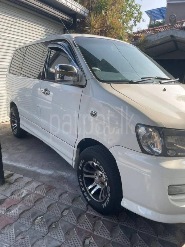 Toyota Noah 2001 - பயன்படுத்தப்பட்டது வேன் sale in Sri Lanka - patpat.lk