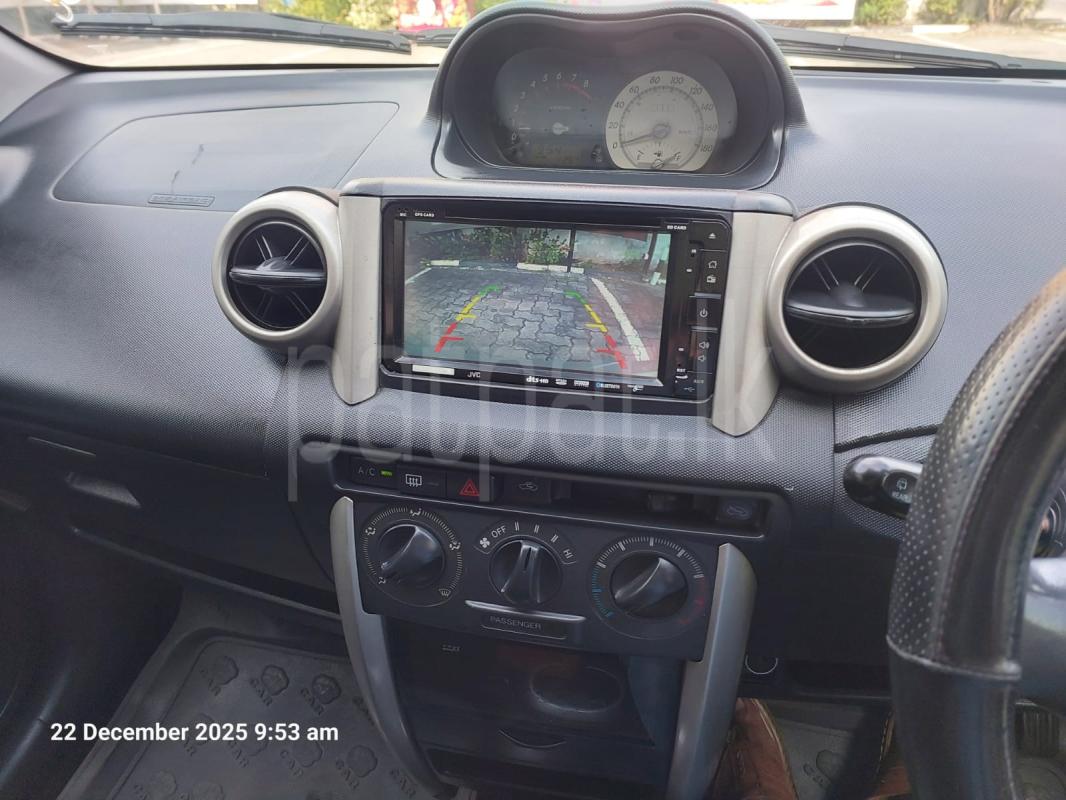 Toyota IST 2003 - பயன்படுத்தப்பட்டது கார் sale in Sri Lanka - patpat.lk