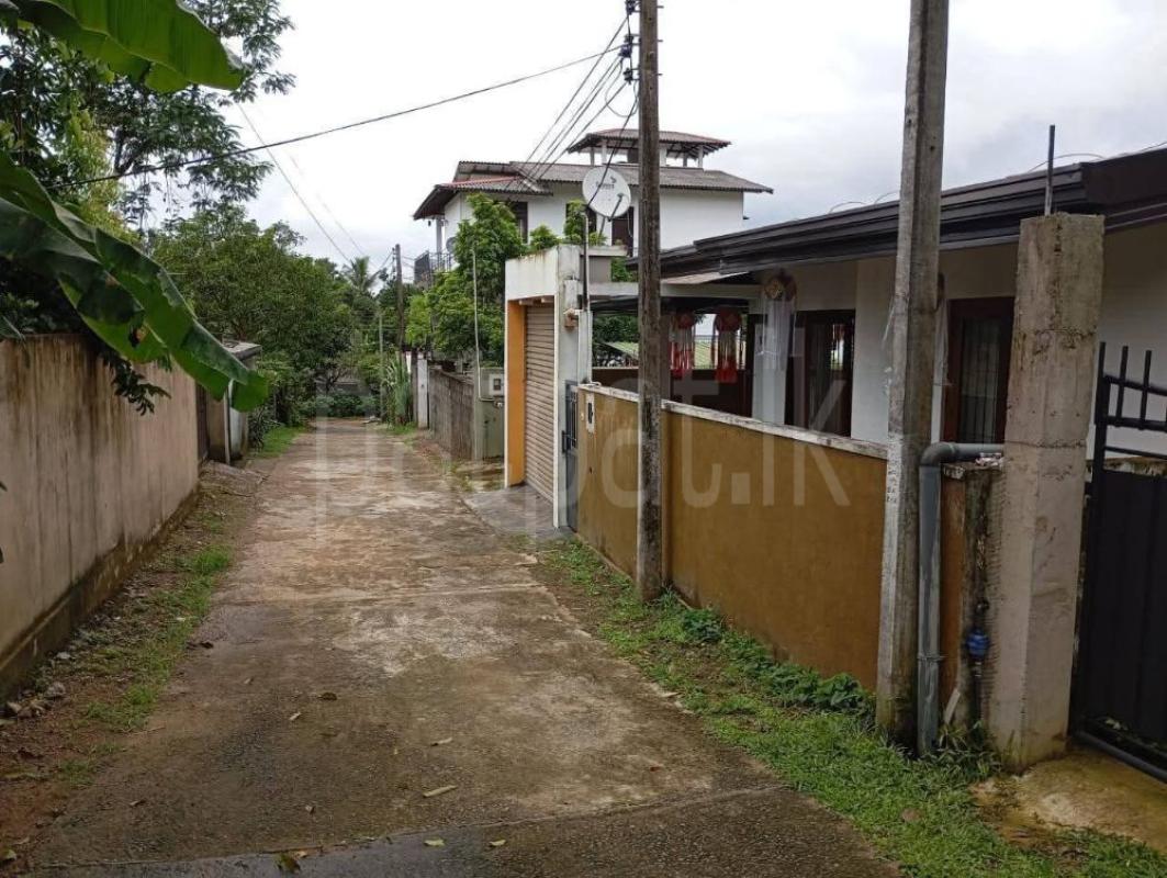 House for Sale in Piliyandala ads-image-1