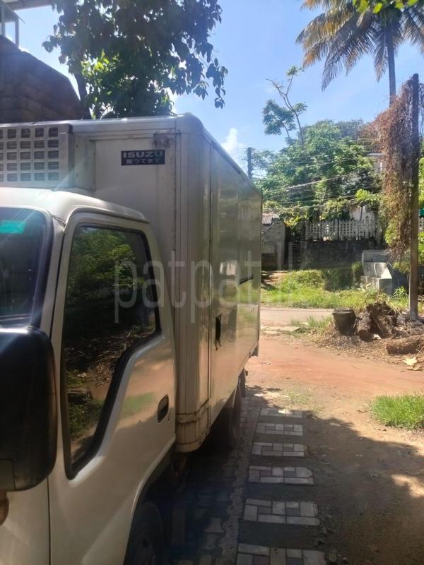 Isuzu Freezer 2005 - Reconditioned Truck sale in Sri Lanka - patpat.lk