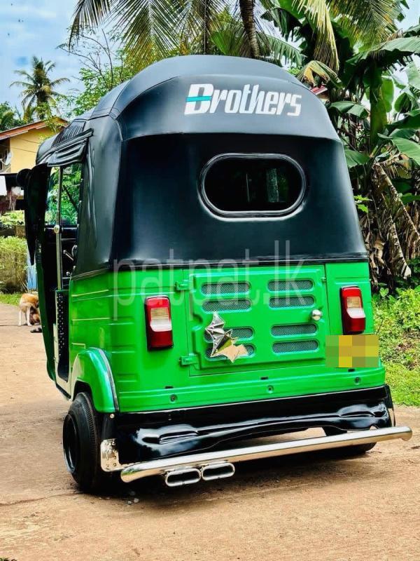 Advertisement image 4