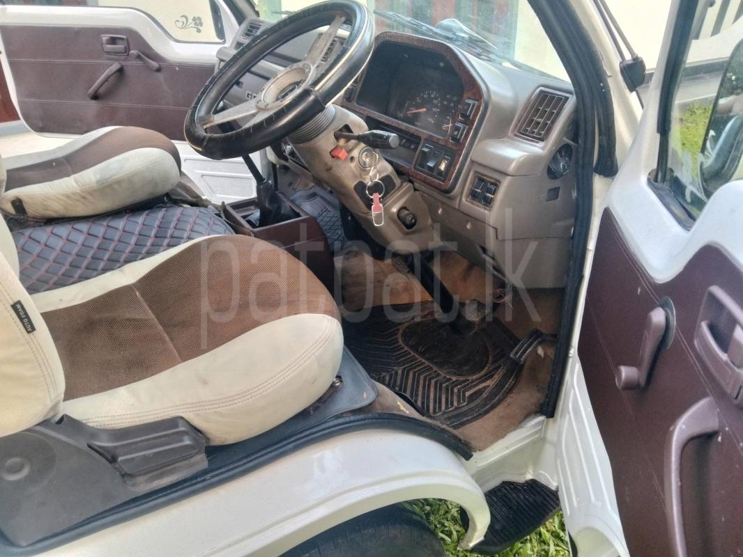 Isuzu Fargo 1994 - Used Van sale in Sri Lanka - patpat.lk