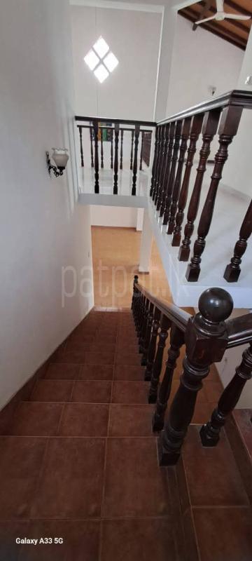 premium-listing-image