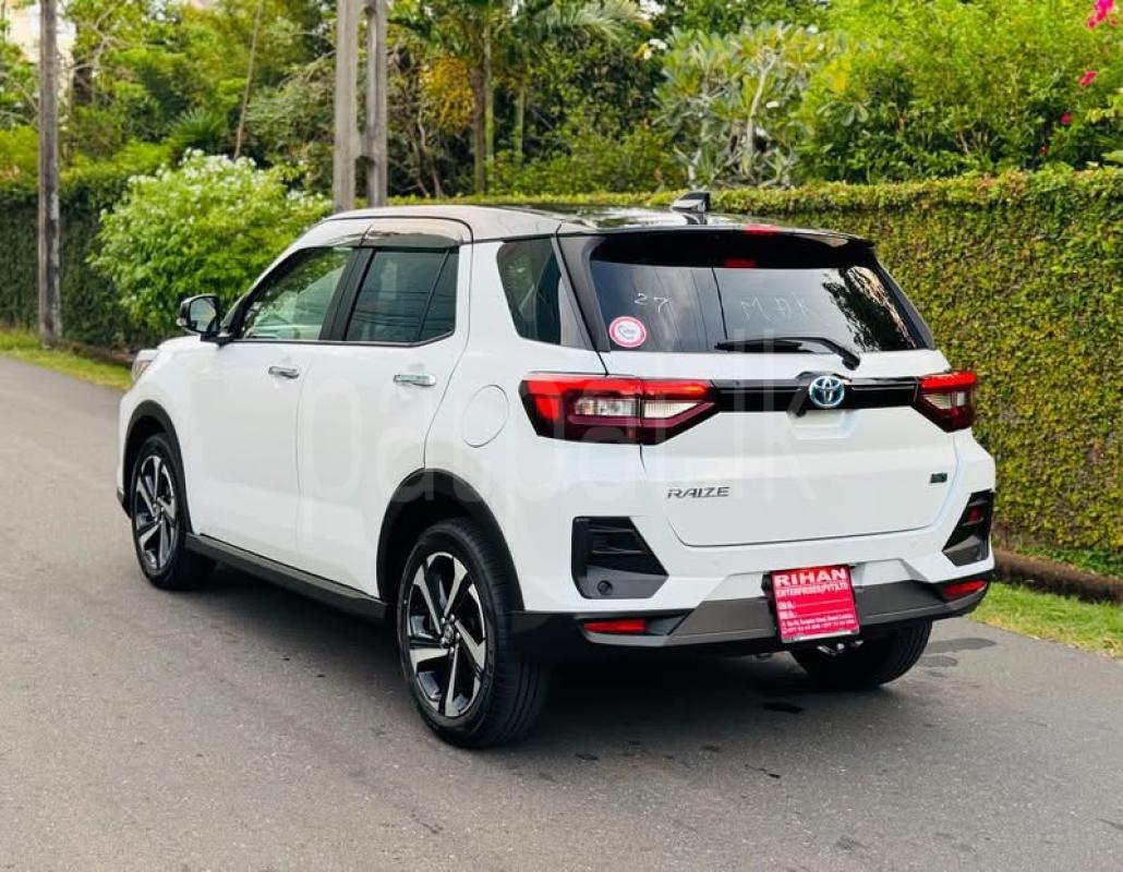 Advertisement image 4