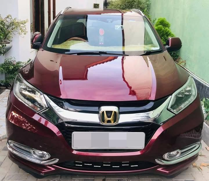 Honda Vezel 2014 - Used SUV sale in Sri Lanka - patpat.lk
