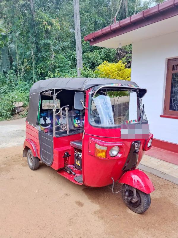 Bajaj Three Wheel 2012 - பயன்படுத்தப்பட்டது முச்சக்கர வண்டி sale in Sri Lanka - patpat.lk