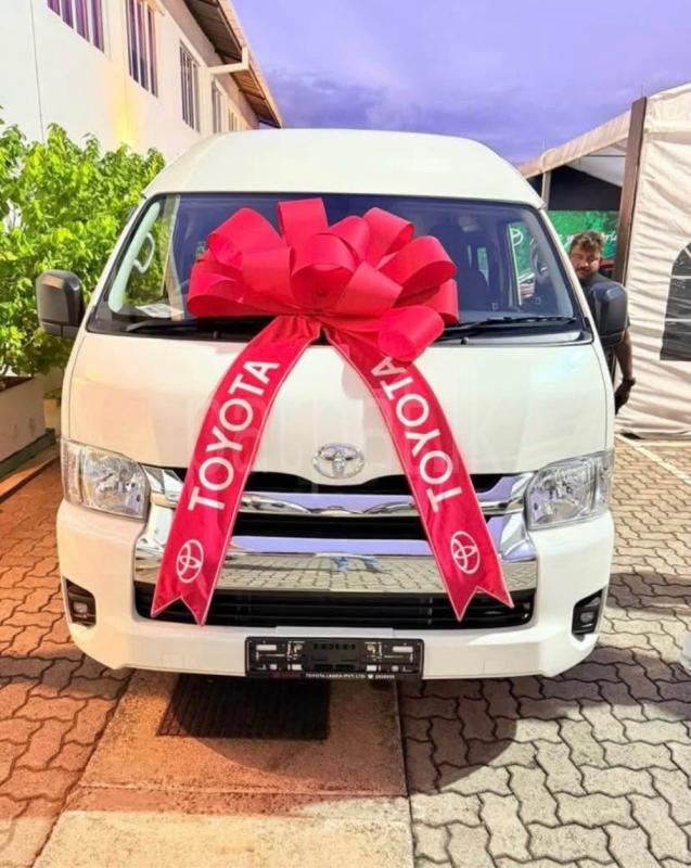 Toyota Hiace 2026 - சான்றளிக்கப்பட்டது வேன் sale in Sri Lanka - patpat.lk