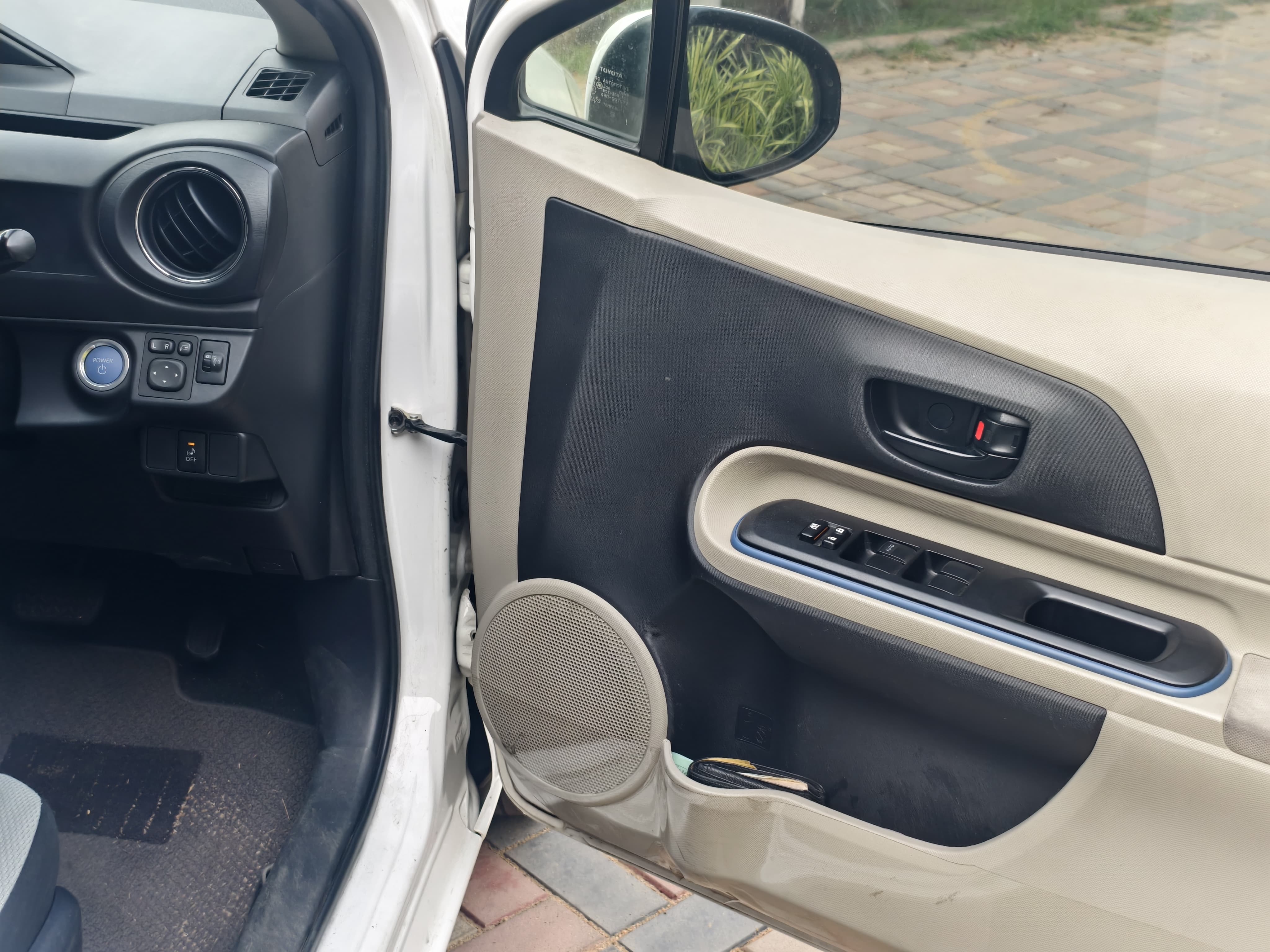Toyota Aqua 2014 - Used Car sale in Sri Lanka - patpat.lk