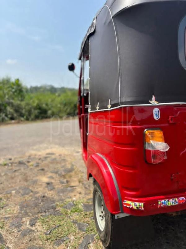 Bajaj 4 stroke 2006 - பயன்படுத்தப்பட்டது முச்சக்கர வண்டி sale in Sri Lanka - patpat.lk