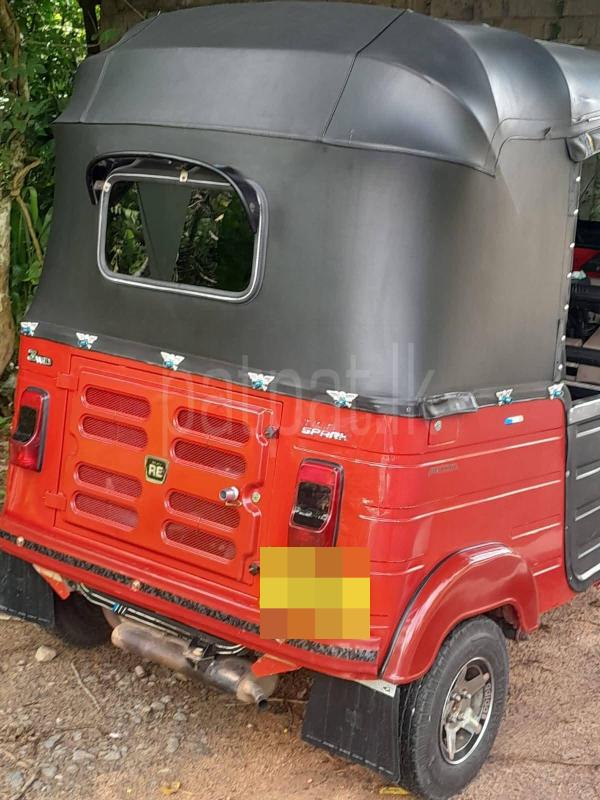 Bajaj 4 stroke 2016 - பயன்படுத்தப்பட்டது முச்சக்கர வண்டி sale in Sri Lanka - patpat.lk