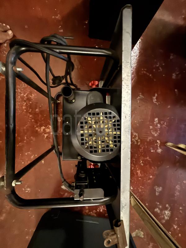 Advertisement image 6