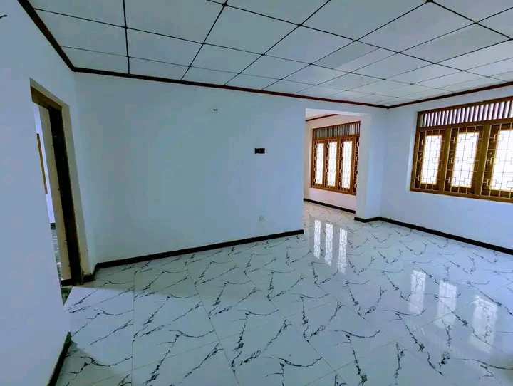 House for Sale in Mirigama