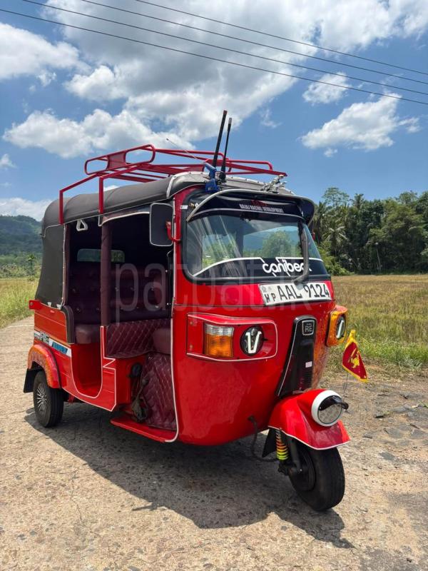Bajaj Three Wheel 2013 - භාවිතා කරන ලද ත්‍රිරෝද රථය sale in Sri Lanka - patpat.lk