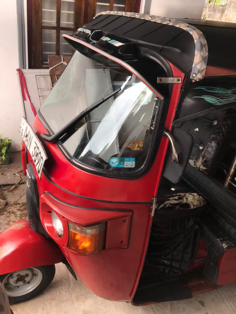 Bajaj Three Wheel 2014 - Used Three wheeler sale in Sri Lanka - patpat.lk