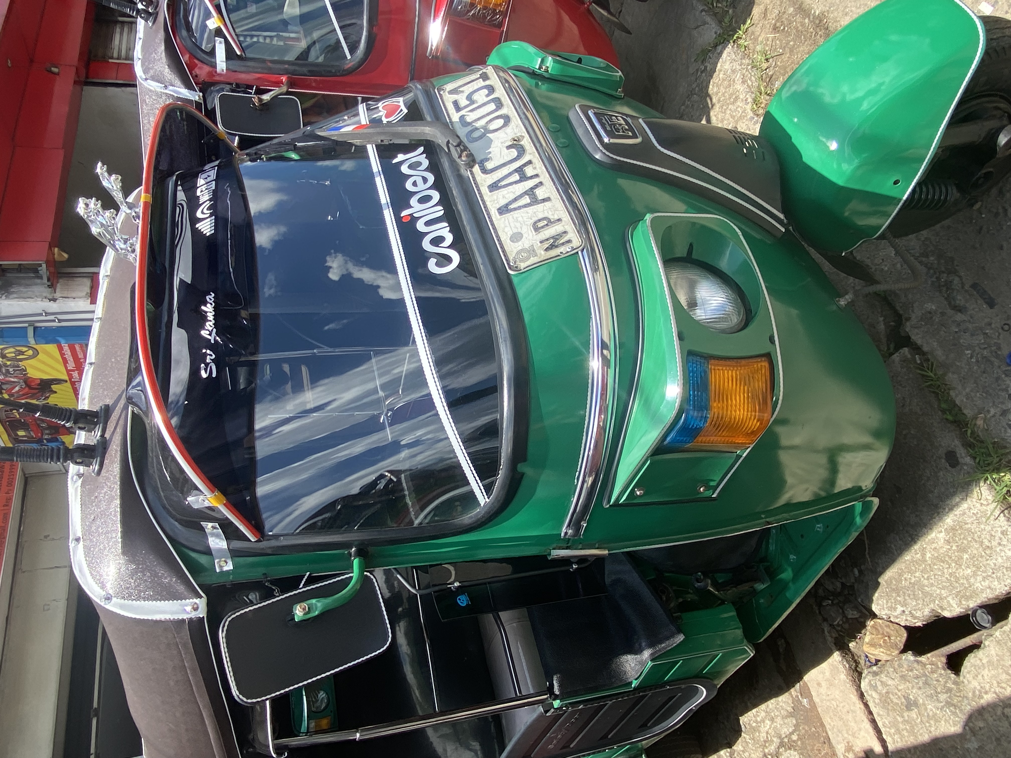 Bajaj Three Wheel 2012 - භාවිතා කරන ලද ත්‍රිරෝද රථය sale in Sri Lanka - patpat.lk