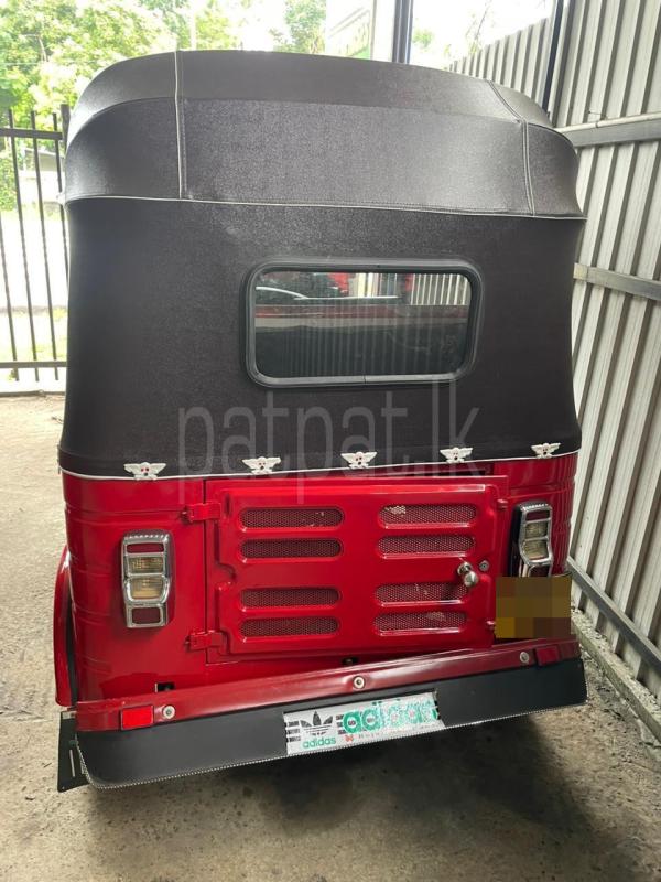 Bajaj Three Wheel 2016 - Used Three wheeler sale in Sri Lanka - patpat.lk
