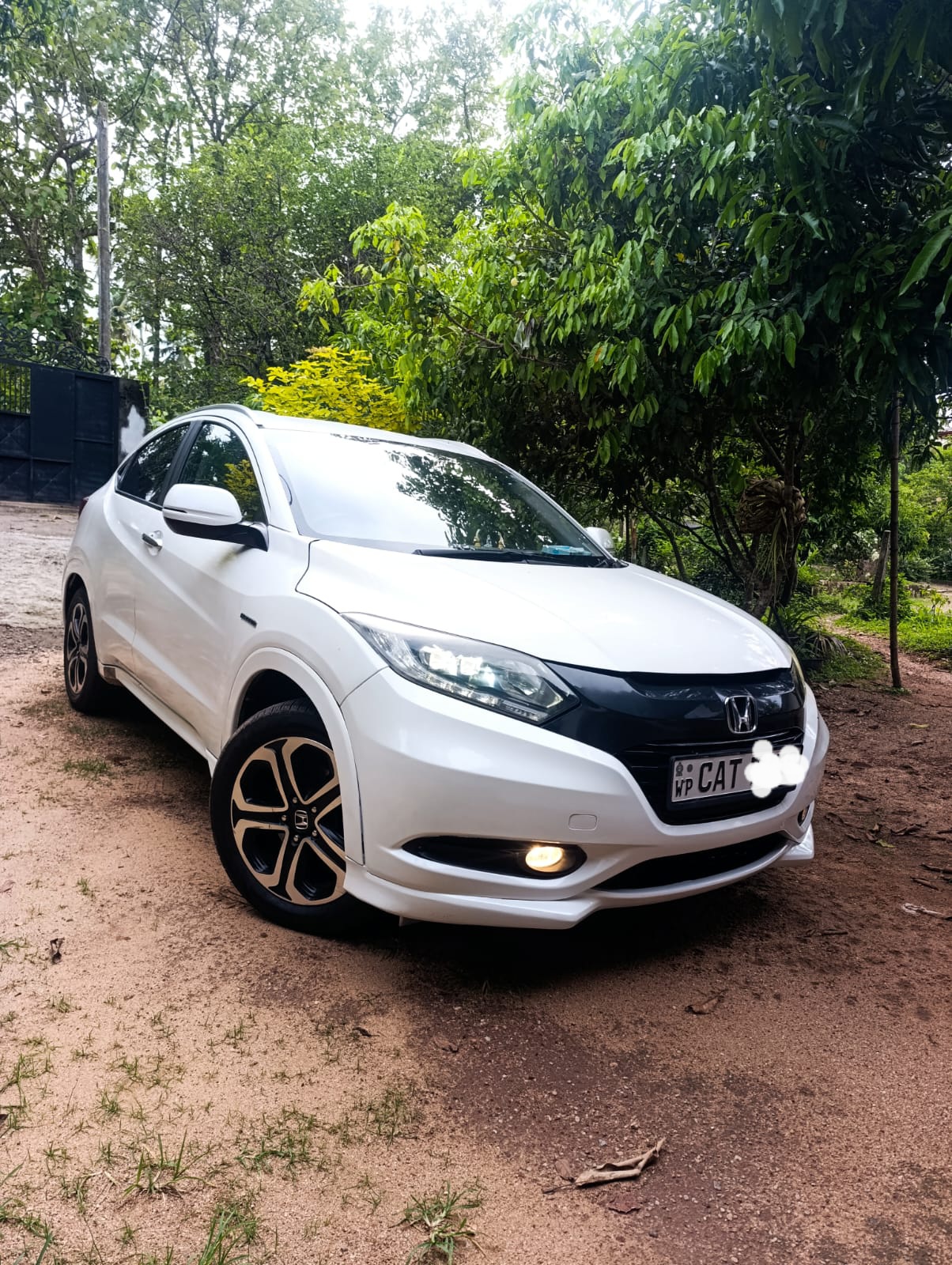 Honda Vezel 2016 ads-image-1