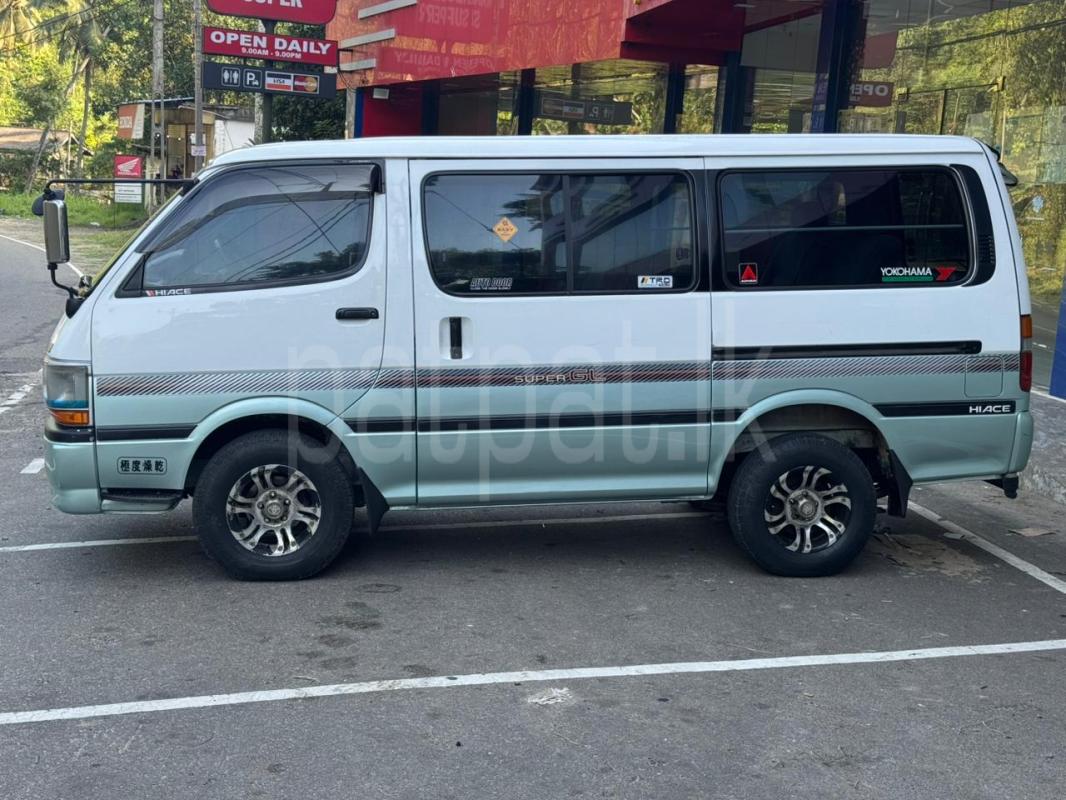 Toyota Hiace 1995 - பயன்படுத்தப்பட்டது வேன் sale in Sri Lanka - patpat.lk