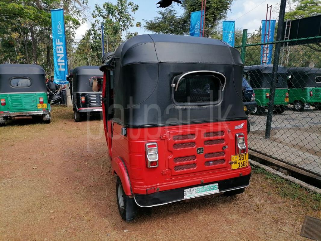 Bajaj Three Wheel 2019 - Used Three wheeler sale in Sri Lanka - patpat.lk