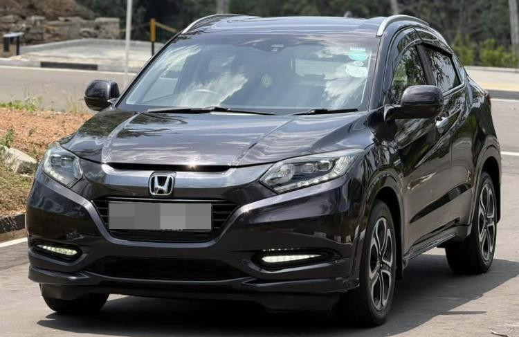 Honda Vezel 2014 - Used SUV sale in Sri Lanka - patpat.lk