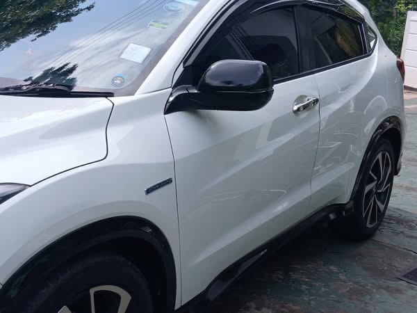 Honda Vezel 2018 - பயன்படுத்தப்பட்டது SUV sale in Sri Lanka - patpat.lk