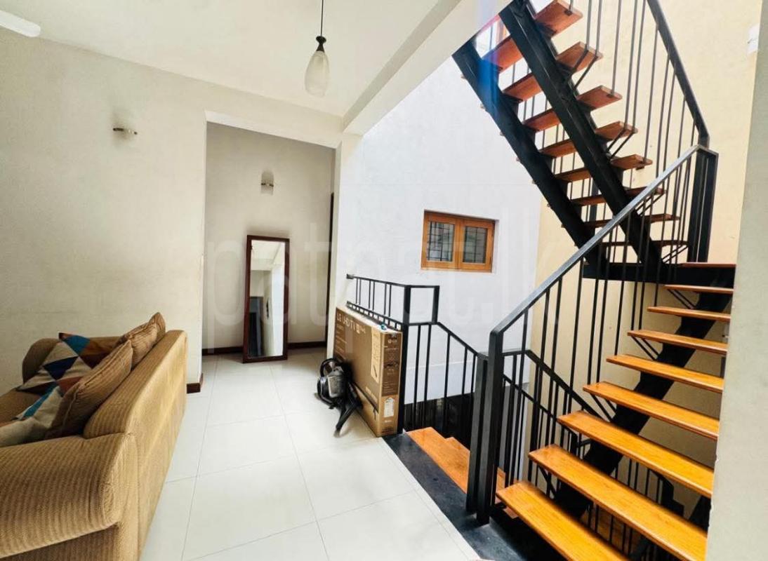 House for Sale in Boralesgamuwa