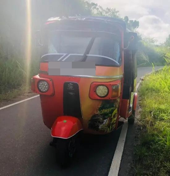 Bajaj 4 stroke 2010 - பயன்படுத்தப்பட்டது முச்சக்கர வண்டி sale in Sri Lanka - patpat.lk