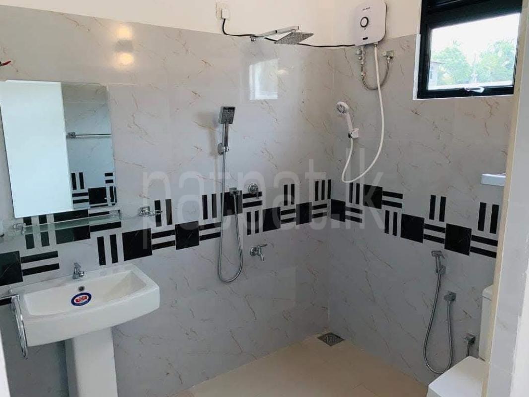 House for Sale in Athurugiriya