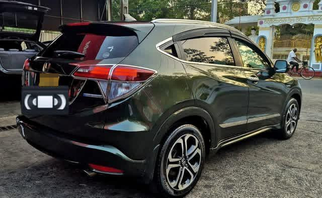 Honda Vezel 2014 - பயன்படுத்தப்பட்டது SUV sale in Sri Lanka - patpat.lk