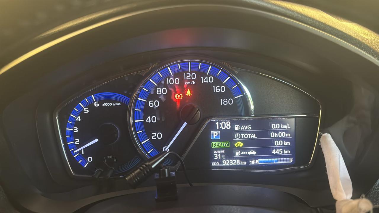 Toyota Axio 2017 - භාවිතා කරන ලද කාර් sale in Sri Lanka - patpat.lk