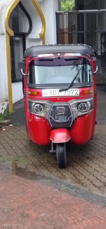 Bajaj Three Wheel 2019 - பயன்படுத்தப்பட்டது முச்சக்கர வண்டி sale in Sri Lanka - patpat.lk