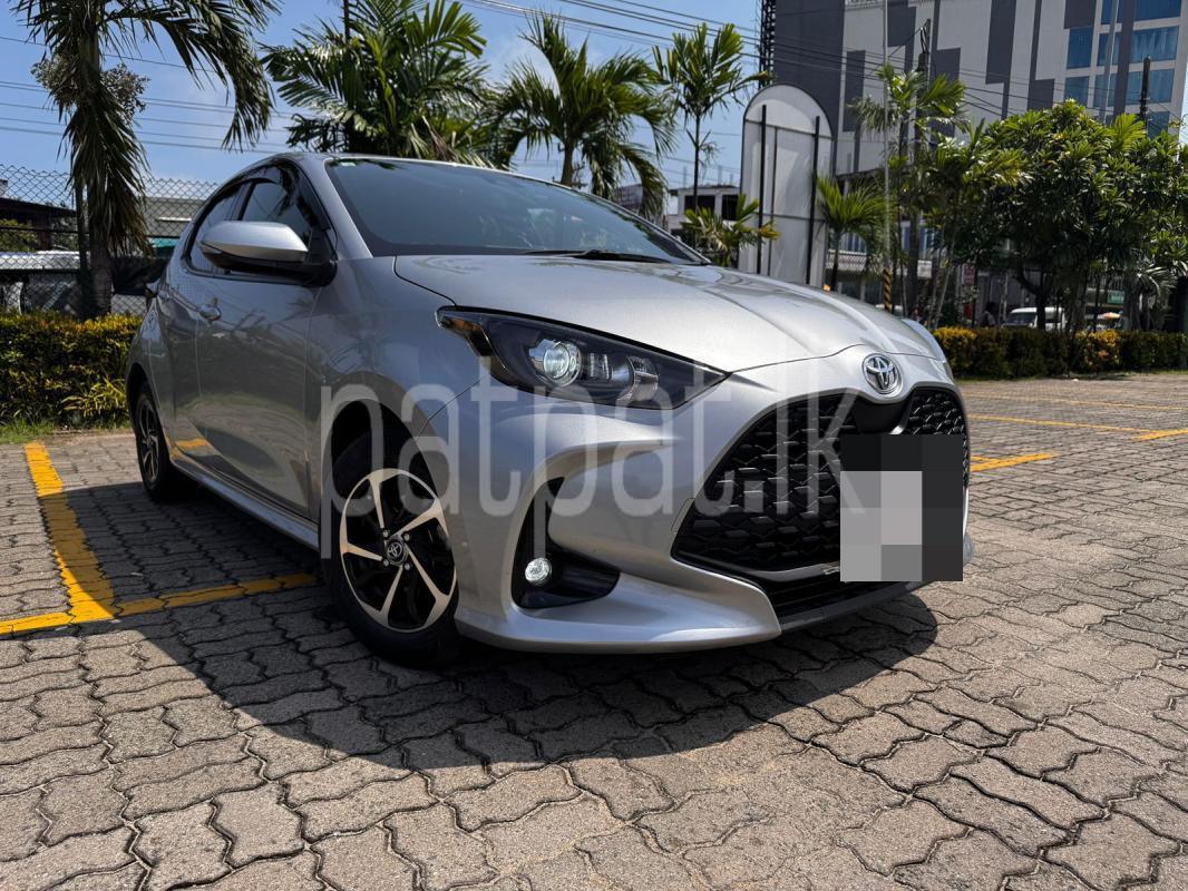 Toyota Yaris 2023 - නැවත සකස් කල කාර් sale in Sri Lanka - patpat.lk