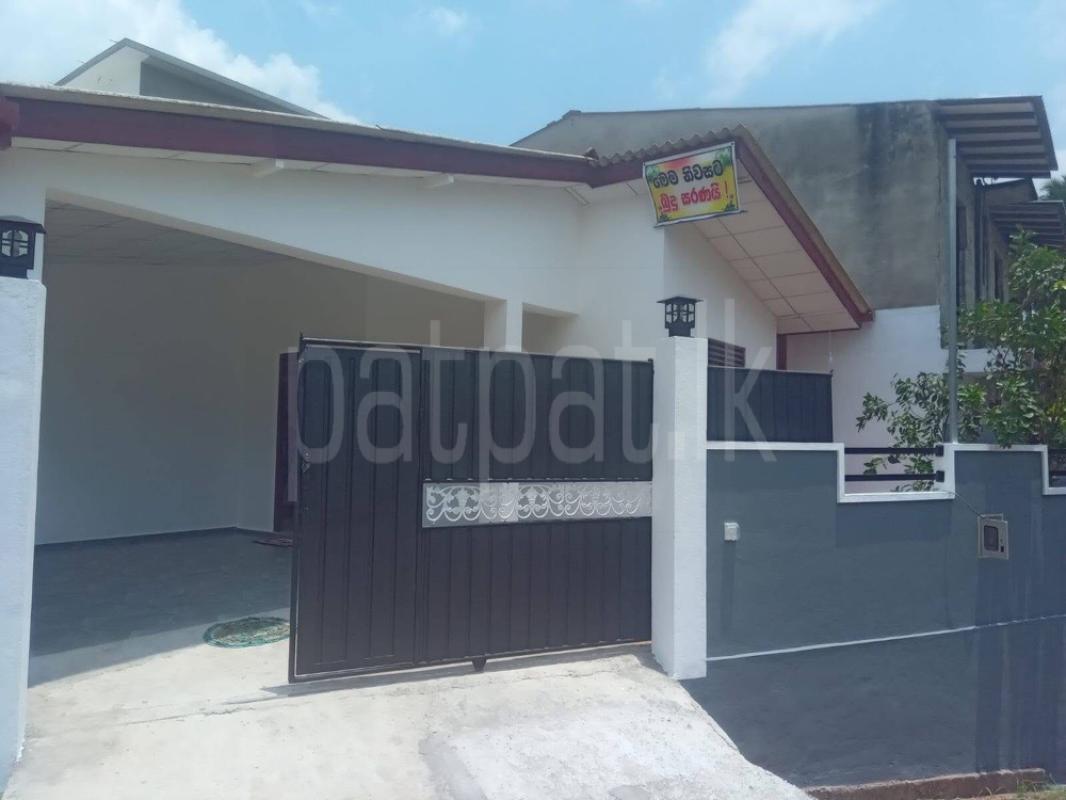 House for Sale in Gampaha ads-image-1