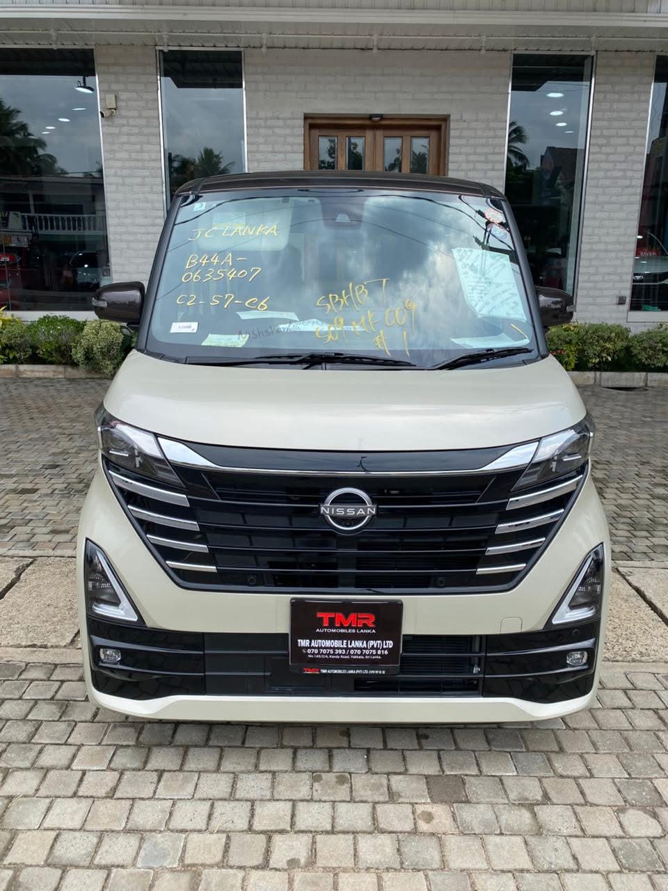 Nissan Roox 2025 - சான்றளிக்கப்பட்டது கார் sale in Sri Lanka - patpat.lk