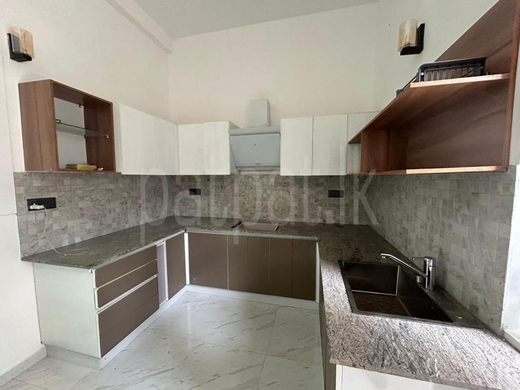 House for Rent in Pelawatta