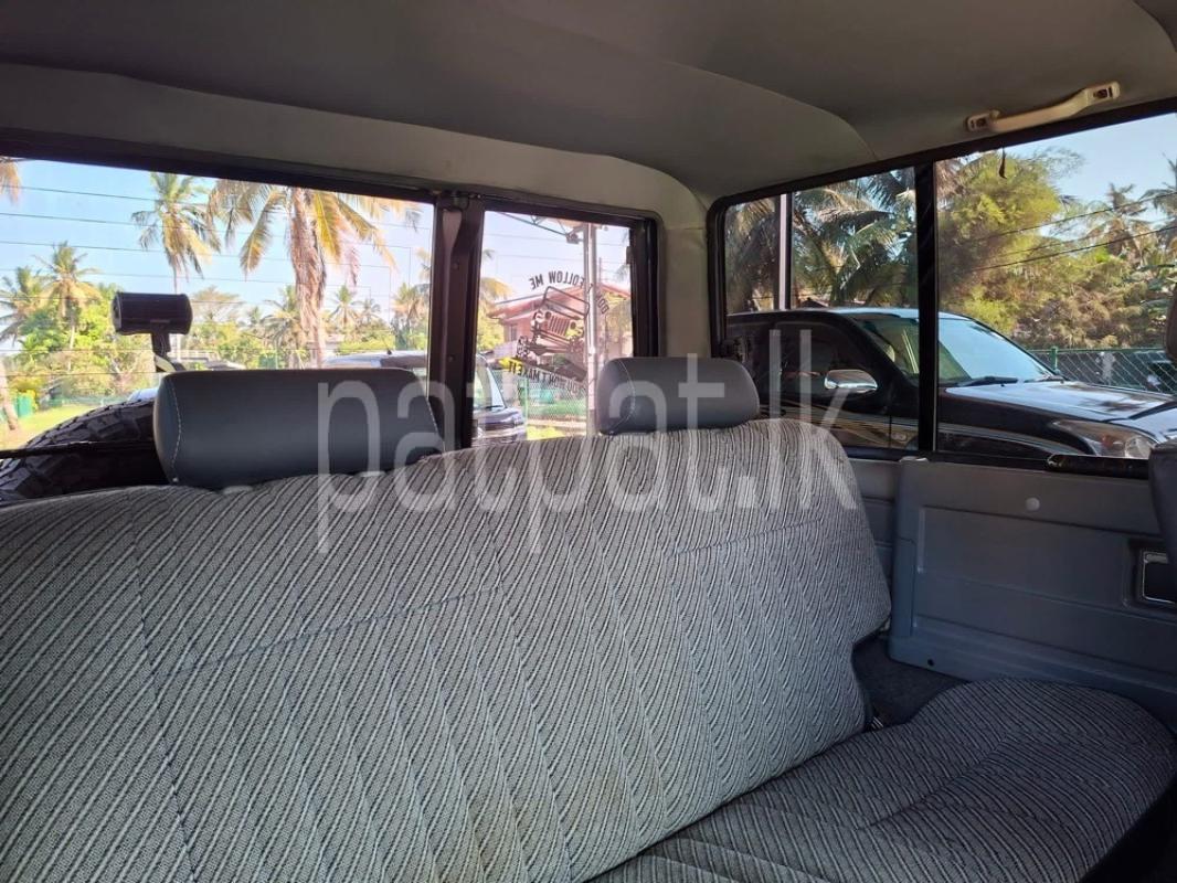 Advertisement image 6