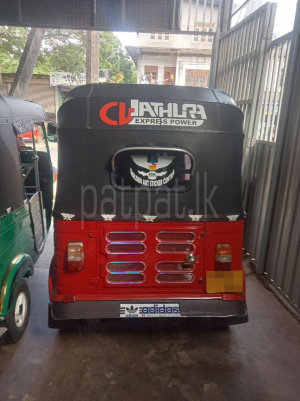 Bajaj 4 stroke 2009 - பயன்படுத்தப்பட்டது முச்சக்கர வண்டி sale in Sri Lanka - patpat.lk