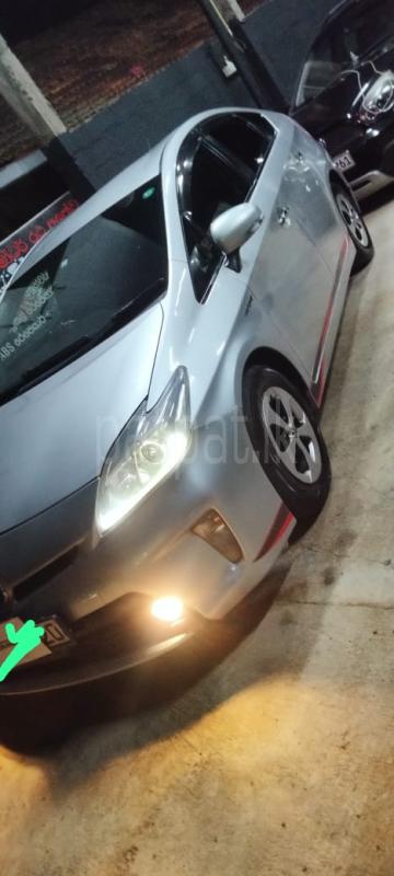 Toyota Prius 2013 - பயன்படுத்தப்பட்டது கார் sale in Sri Lanka - patpat.lk