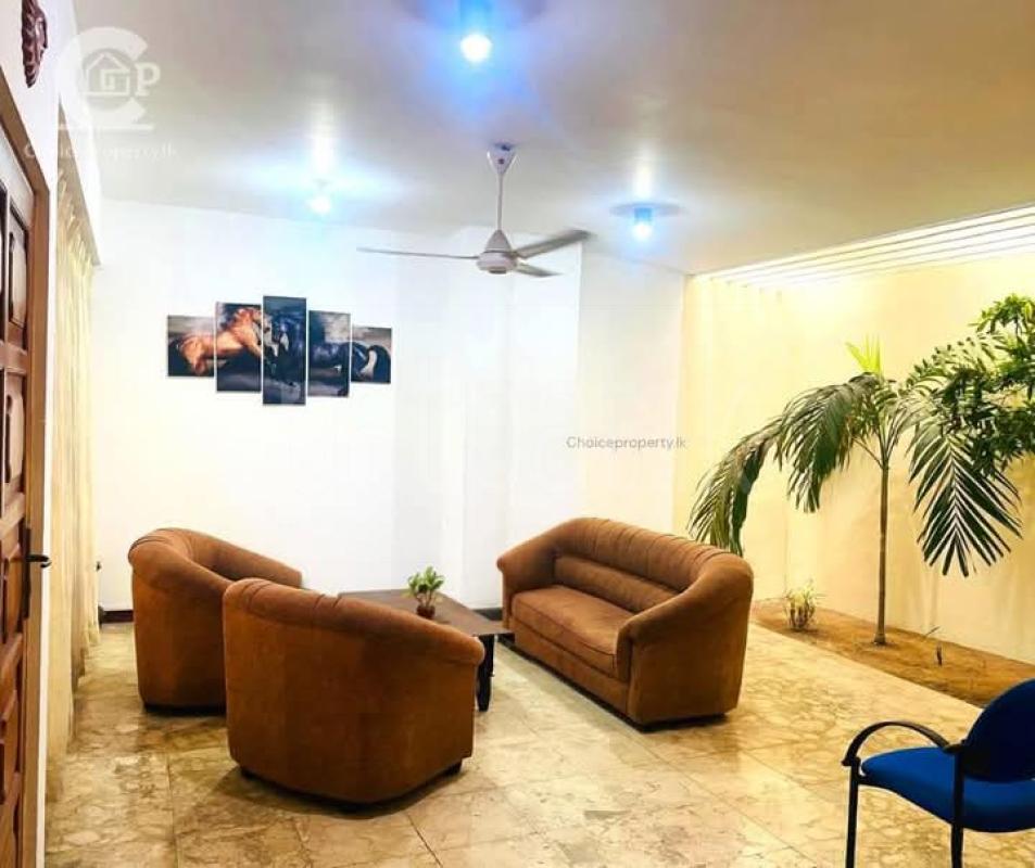House for Sale in Kollupitiya (Colombo 03)