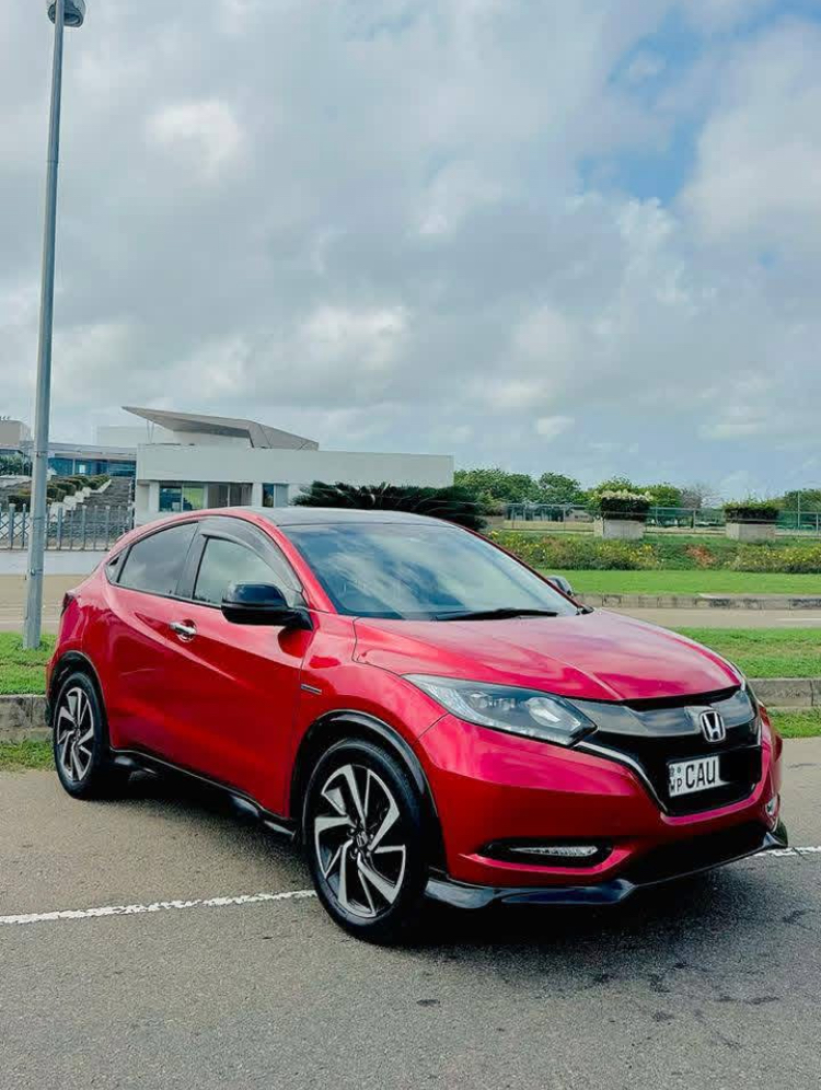 Honda Vezel 2017 - பயன்படுத்தப்பட்டது SUV sale in Sri Lanka - patpat.lk