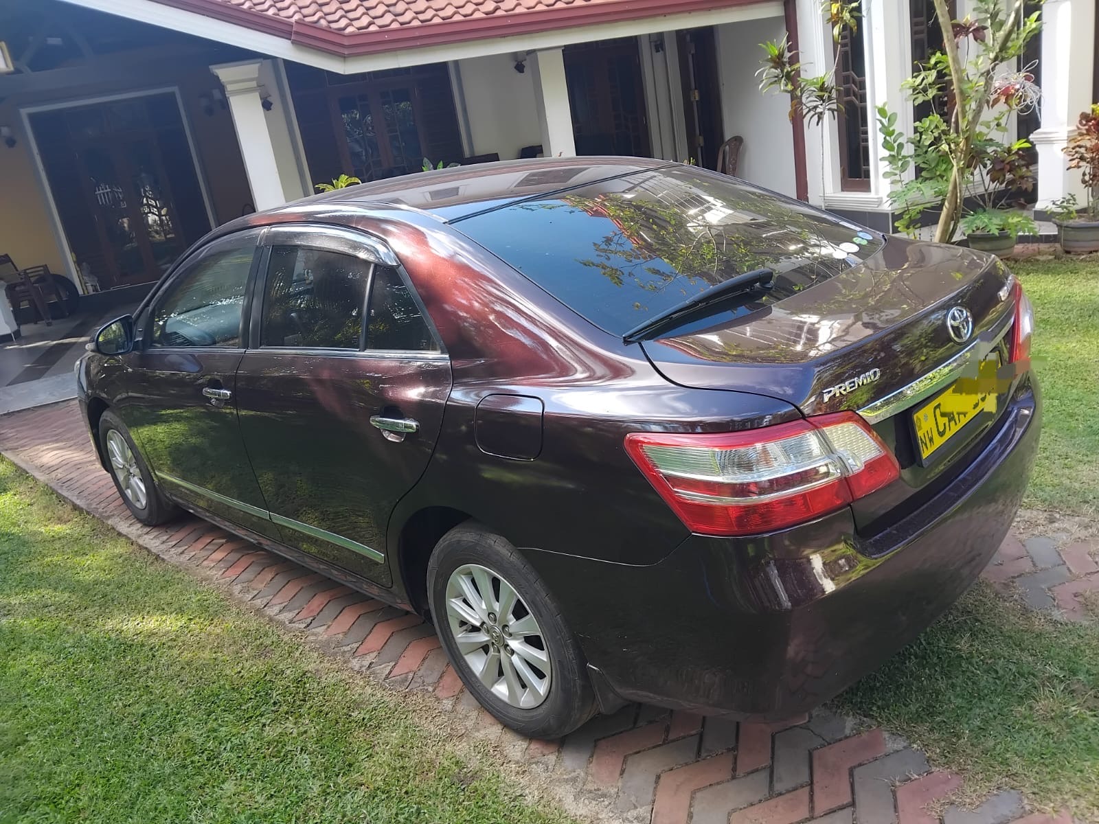 Toyota Premio 2013 - Used Car sale in Sri Lanka - patpat.lk