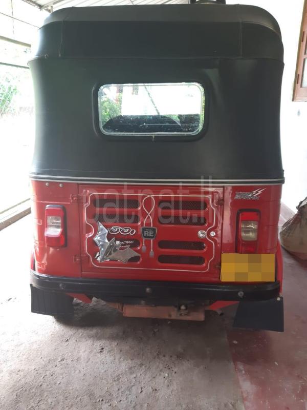 Bajaj Three Wheel 2020 - பயன்படுத்தப்பட்டது முச்சக்கர வண்டி sale in Sri Lanka - patpat.lk