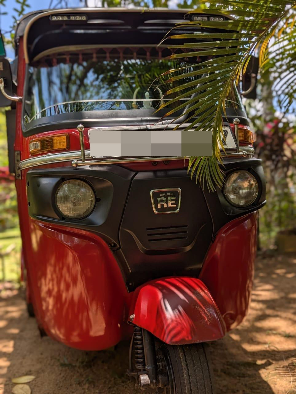 Bajaj Three Wheel 2015 - பயன்படுத்தப்பட்டது முச்சக்கர வண்டி sale in Sri Lanka - patpat.lk