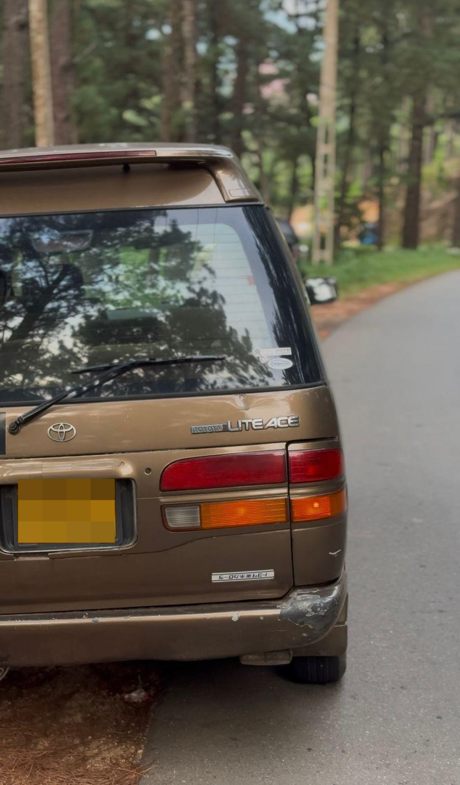 Toyota TownAce 1995 - பயன்படுத்தப்பட்டது வேன் sale in Sri Lanka - patpat.lk
