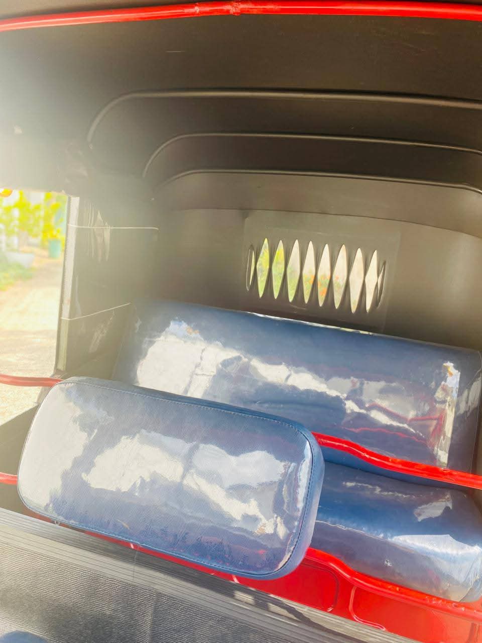 Bajaj Three Wheel 2006 - பயன்படுத்தப்பட்டது முச்சக்கர வண்டி sale in Sri Lanka - patpat.lk