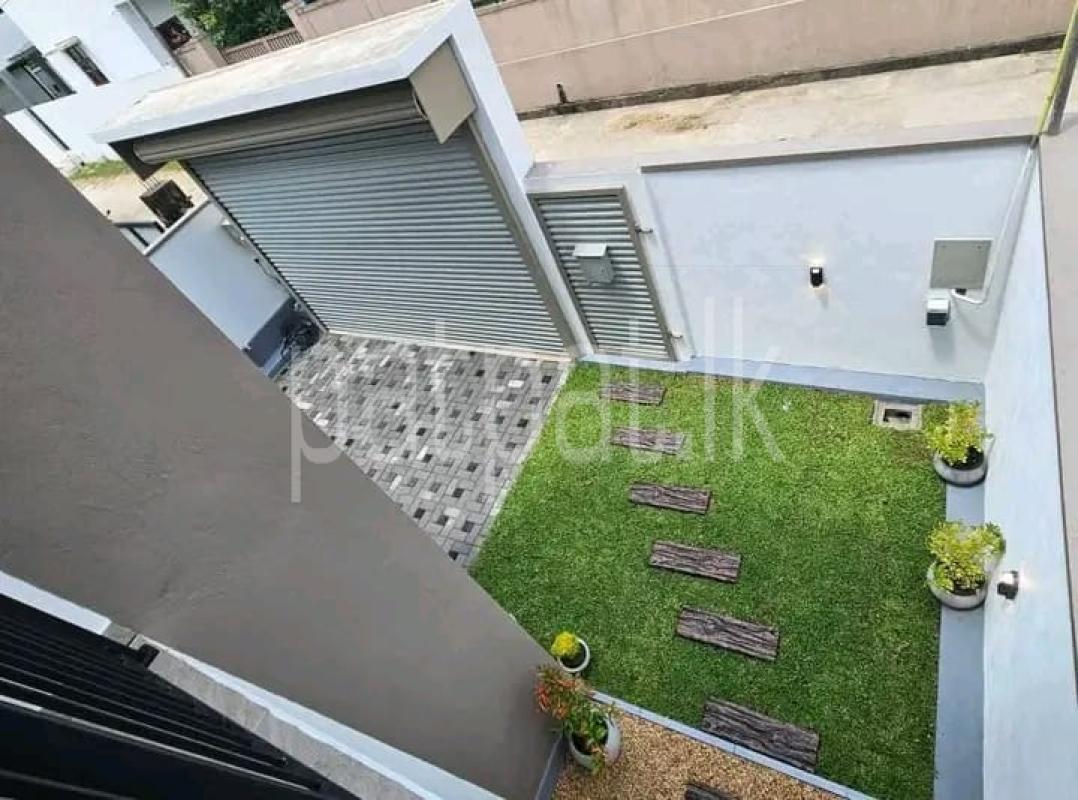 Advertisement image 5