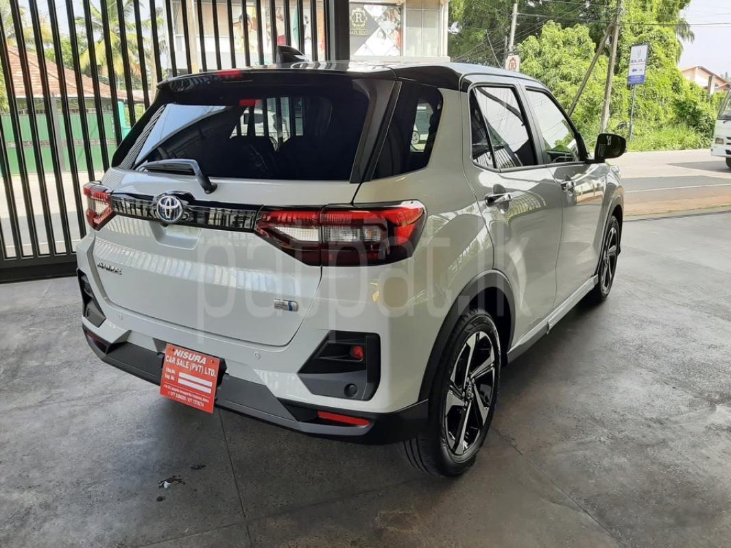 Advertisement image 3