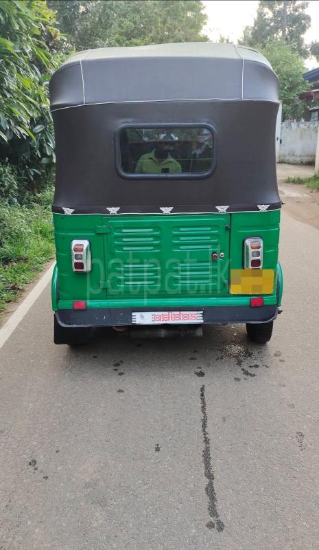 Bajaj Three Wheel 2011 - භාවිතා කරන ලද ත්‍රිරෝද රථය sale in Sri Lanka - patpat.lk